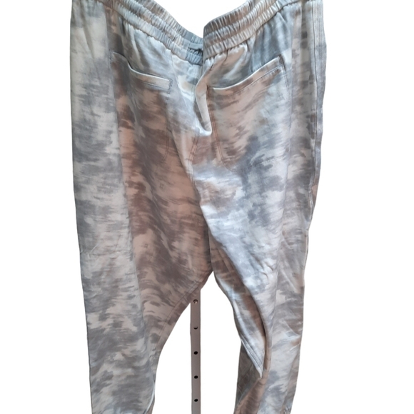 Athleta Farallon Joggers - Picture 3 of 10